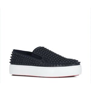 Christian Louboutin privation flat spec pointier/CLF Abra/GG Only worn once With its rounded toe, glossy Abrasivato leather, serrated  main image 3